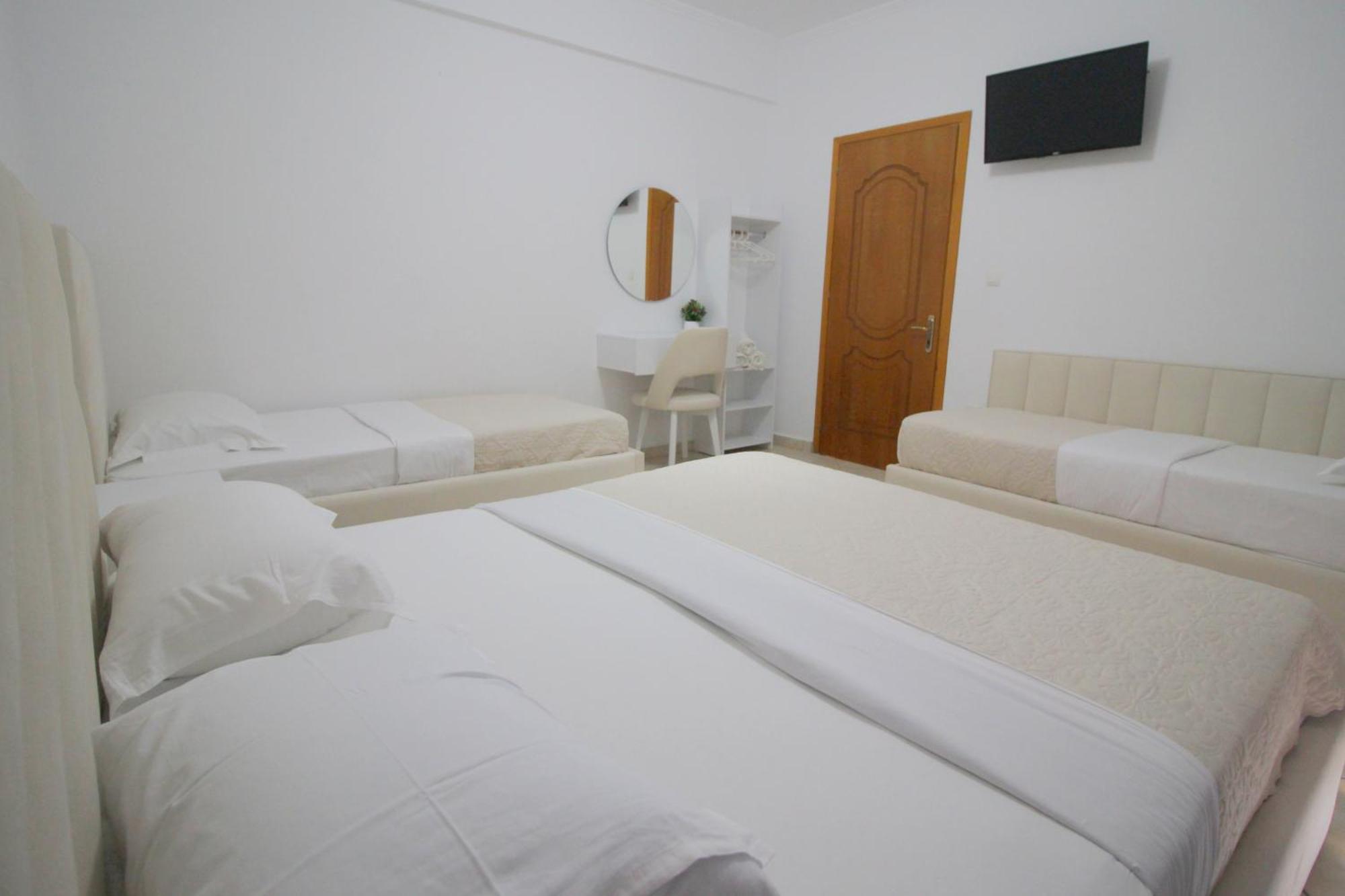 Emel Apartaments Ksamil Exterior foto