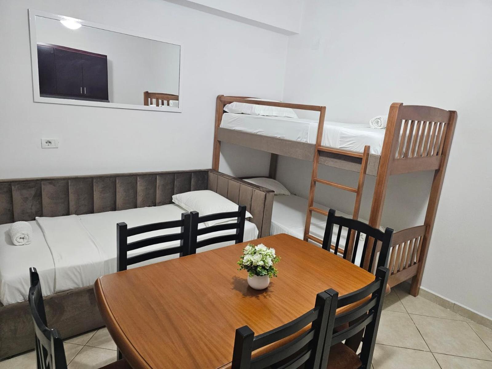 Emel Apartaments Ksamil Exterior foto